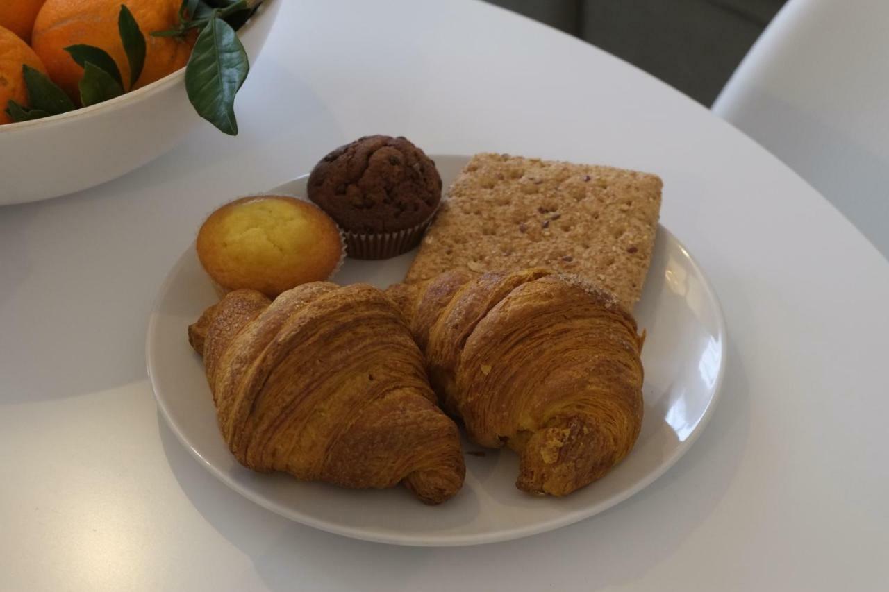Via Ricasoli 8 أوستوني المظهر الخارجي الصورة